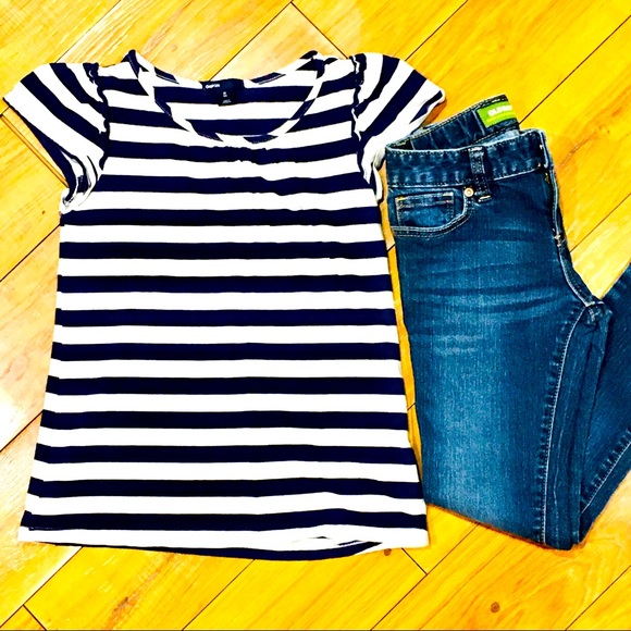 Girl school outfits — skinny denim jeans and Gap striped tee shirt top -… - Picture 6 of 6